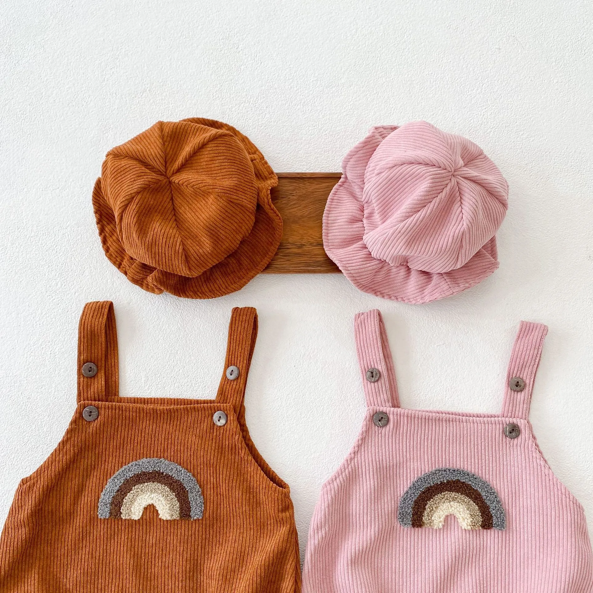 Baby Girls Boys Rainbow Muslin&Ribbed Rompers And Hats Wholesale 211116248
