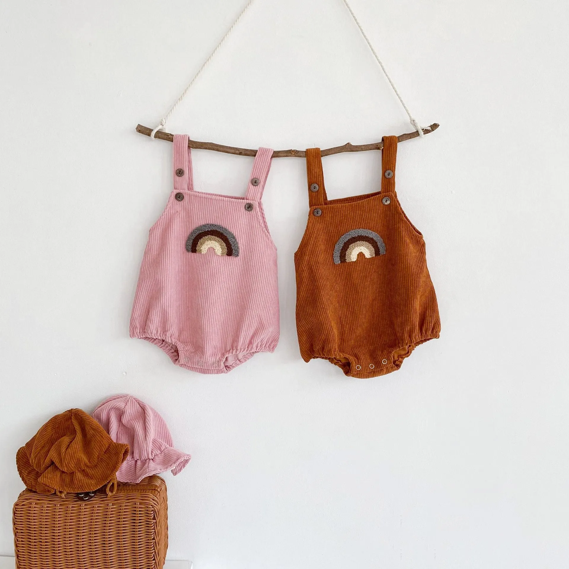 Baby Girls Boys Rainbow Muslin&Ribbed Rompers And Hats Wholesale 211116248