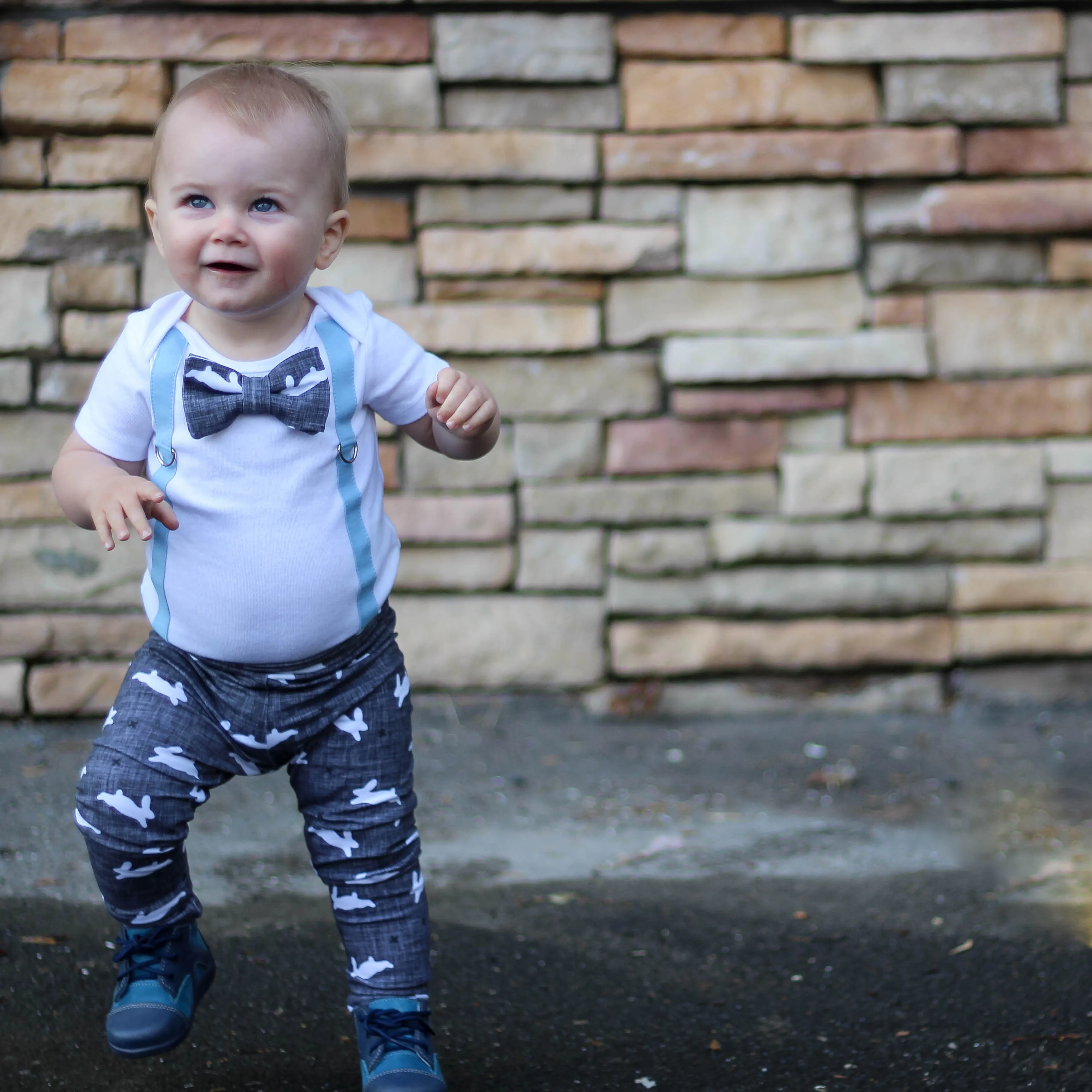 Blue Suspenders / Gray Bunnies Bowtie