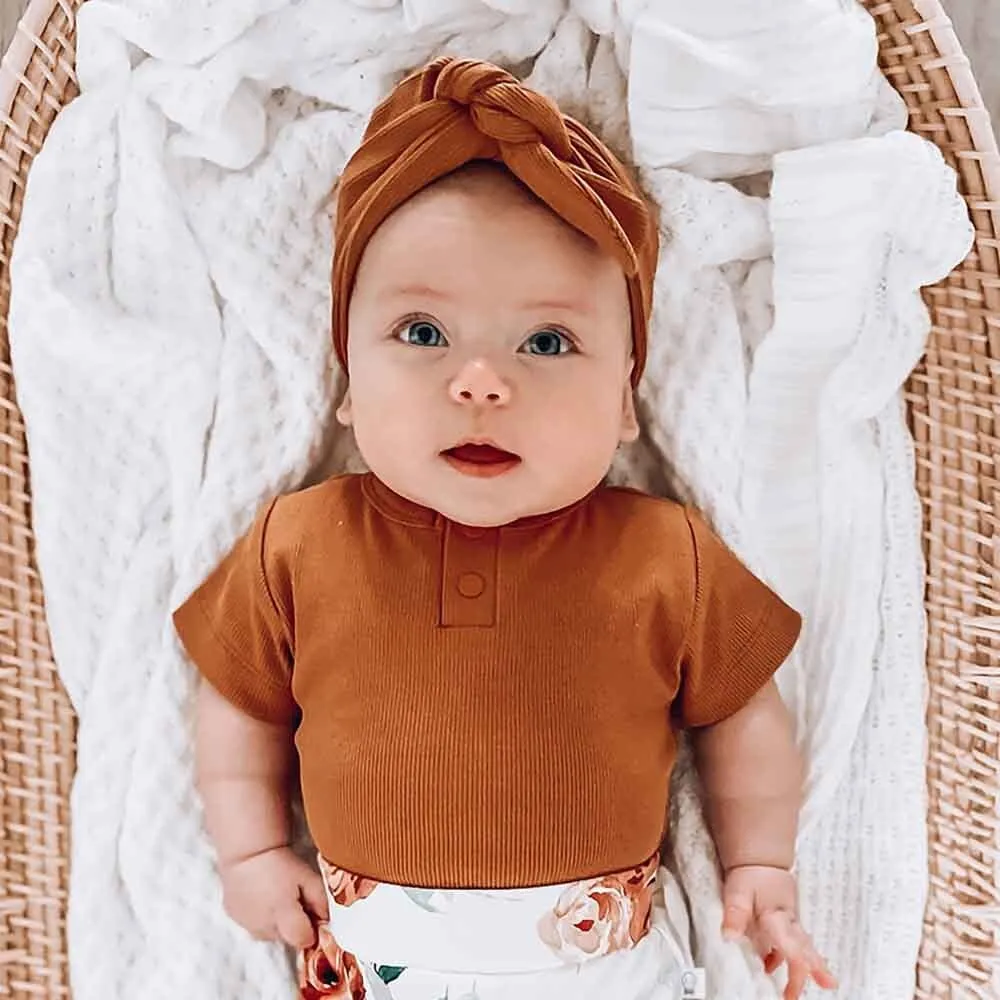 Chestnut Ribbed Organic Topknot