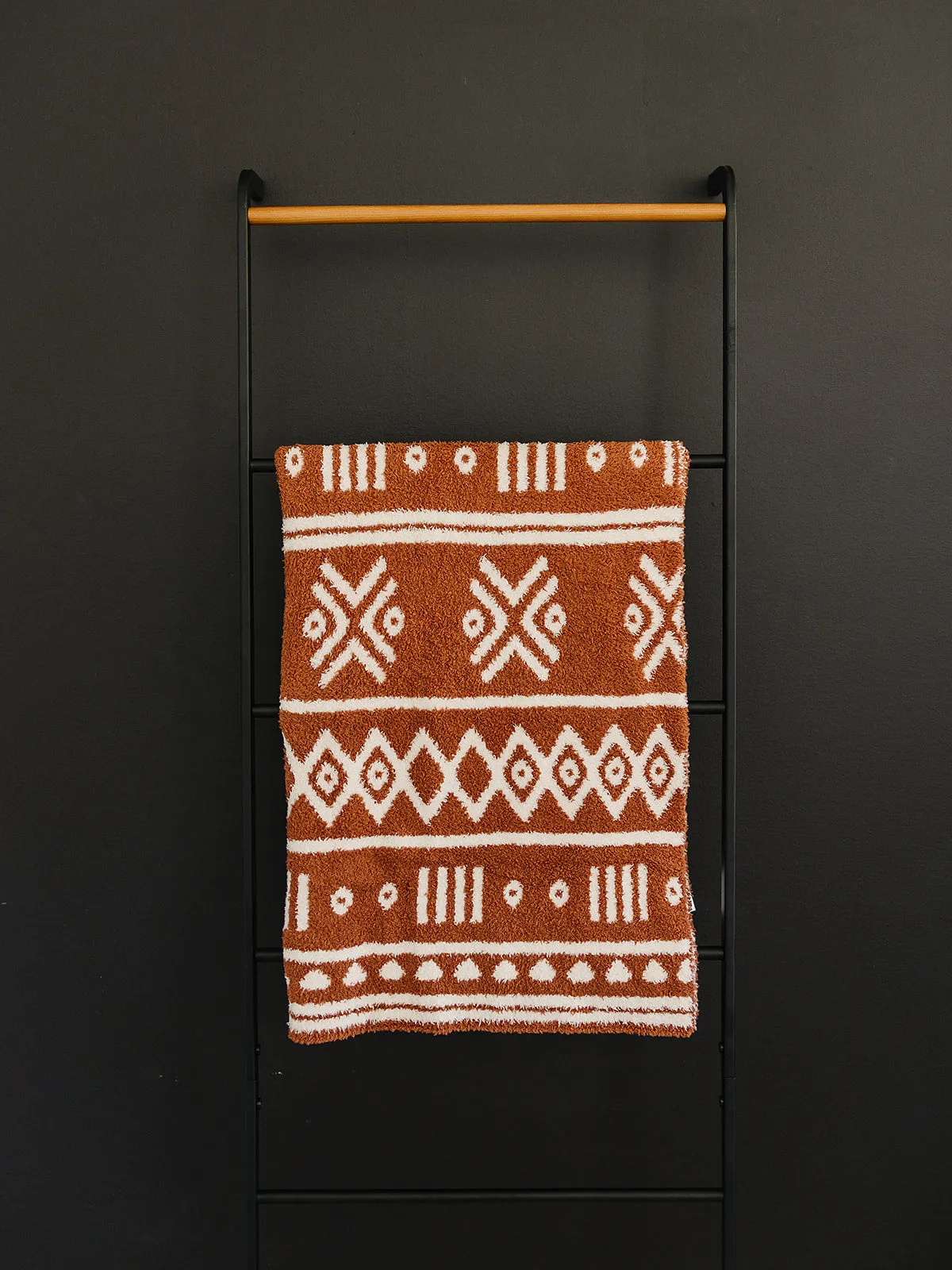 Mebie Baby Plush Blanket - Alpine Rust