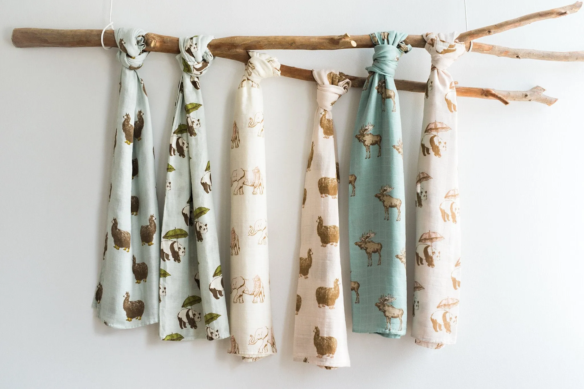 Milkbarn - Bamboo Baby Swaddle - Bow Tie Moose