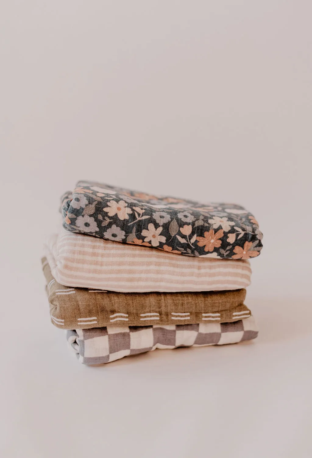 Muslin Swaddle Blanket, 100% Organic Cotton swaddle blanket