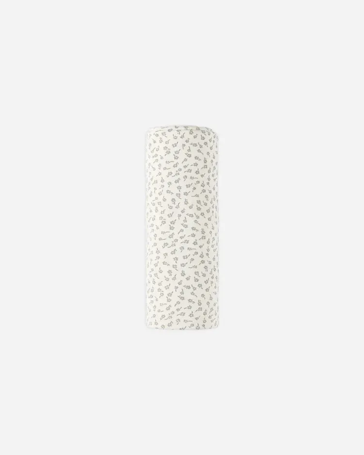 Quincy Mae Swaddle Scatter Ivory
