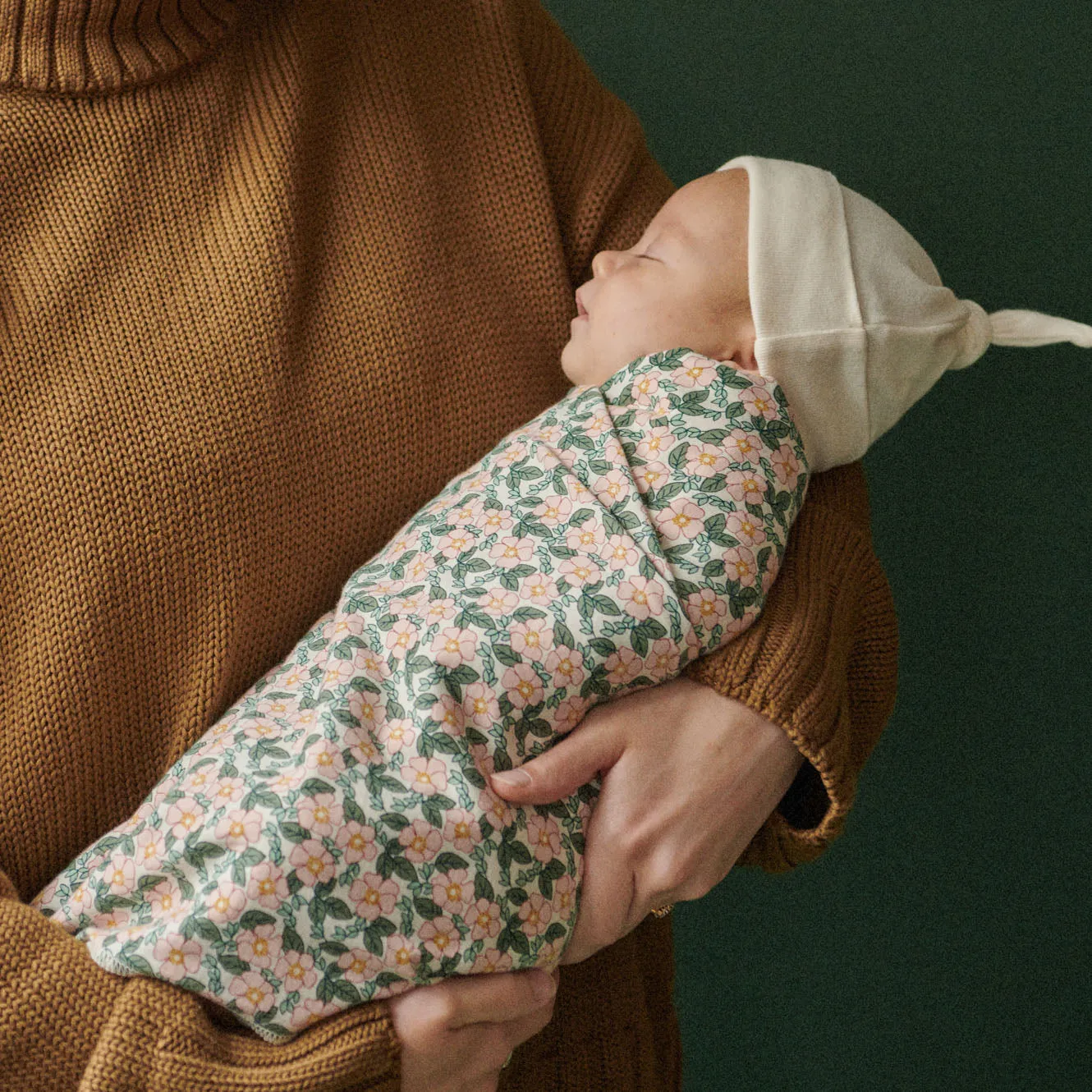 Wrap | Garland Print